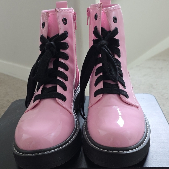 Madden Nyc Shoes - Glossy Pink Combat Boots with Black Laces